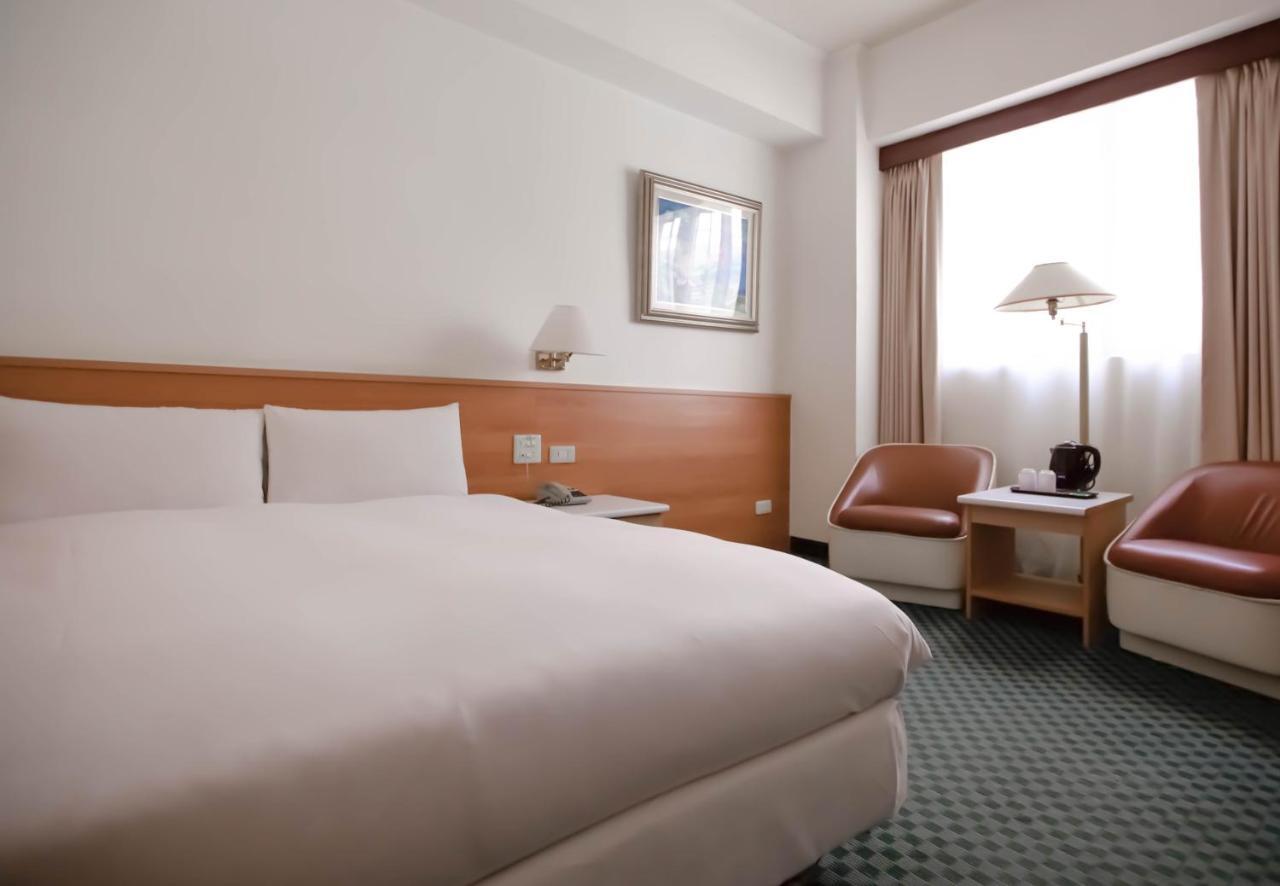 Tien Chin Hotel Тайбей Екстер'єр фото