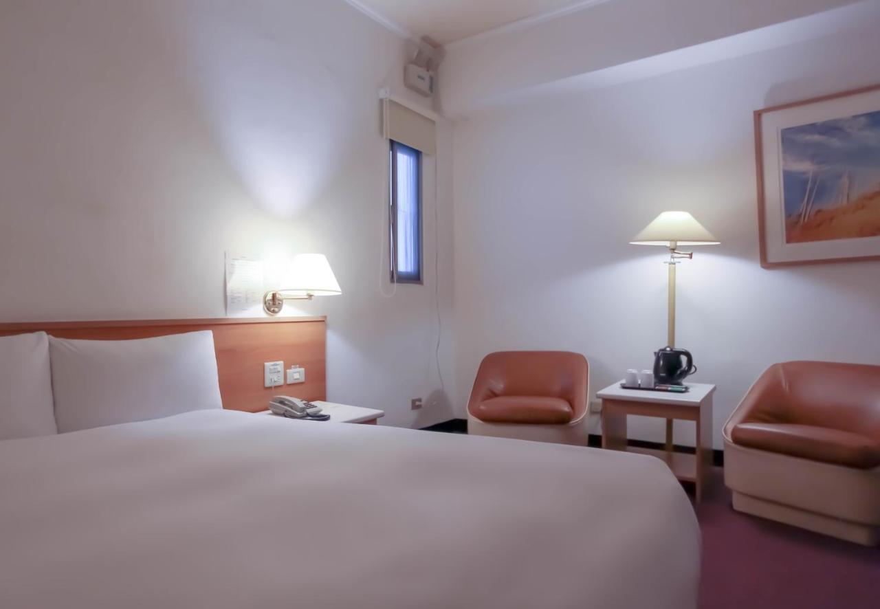 Tien Chin Hotel Тайбей Екстер'єр фото